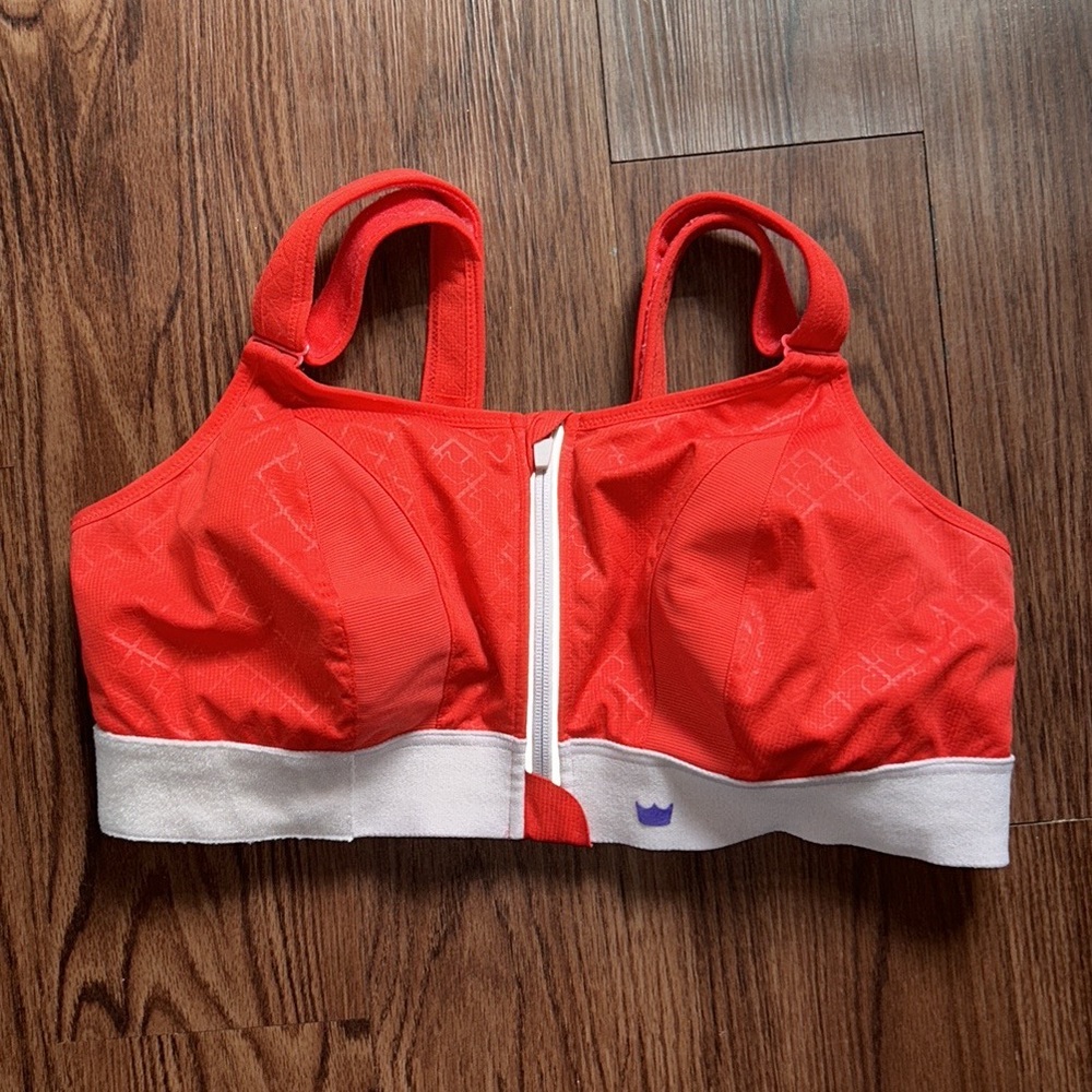 SHEFIT Sports Bra Red Front Closure High Impact Size Large/XL.
